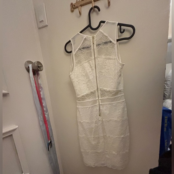 GUESS Lace Dress Small - Picture 8 of 8